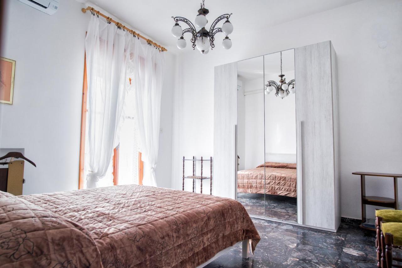 La Casa Gialla Vietri Εξωτερικό φωτογραφία