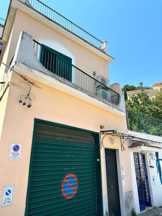 La Casa Gialla Vietri Εξωτερικό φωτογραφία